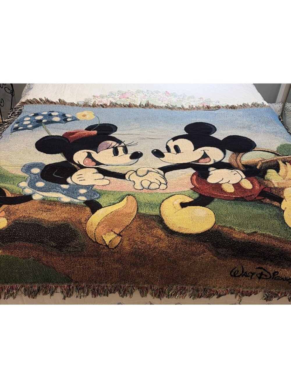 Vintage Walt Disney World Mickey & Minnie Mouse Tapestry Throw Blanket 52X60"
